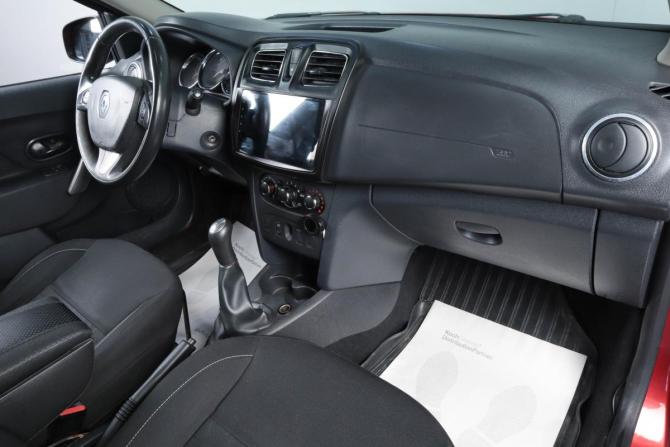 Renault Sandero II с пробегом 2014 года, цена 909 000 рублей, 172000 км, хэтчбек, Автокод Объявления