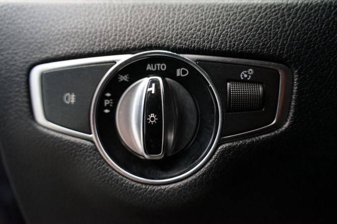 Mercedes-Benz E-Класс V (W213 S213 C238) с пробегом 2018 года, цена 2 190 000 рублей, 88895 км, универсал, Автокод Объявления