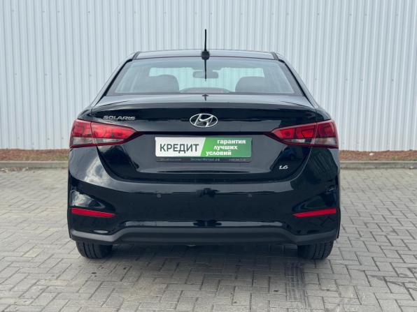 Hyundai Solaris II с пробегом 2017 года, цена 1 200 000 рублей, 113000 км, седан, Автокод Объявления