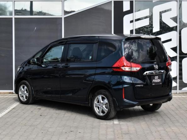 Honda Freed II с пробегом 2018 года, цена 1 770 000 рублей, 88497 км, компактвэн, Автокод Объявления