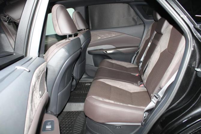 Lexus RX V с пробегом 2023 года, цена 9 900 000 рублей, 42150 км, внедорожник, Автокод Объявления