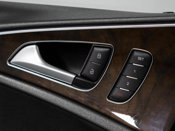 Audi A6 IV (C7) Рестайлинг с пробегом 2015 года, цена 1 980 000 рублей, 150050 км, седан, Автокод Объявления