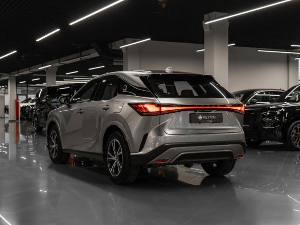Lexus RX V с пробегом 2026 года, цена 8 250 000 рублей, 11 км, внедорожник, Автокод Объявления