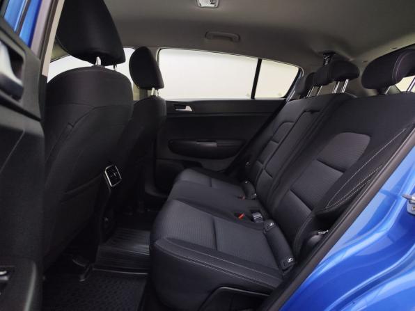 Kia Sportage IV Рестайлинг с пробегом 2018 года, цена 1 899 000 рублей, 122000 км, внедорожник, Автокод Объявления