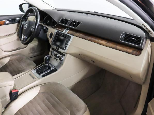 Volkswagen Passat B7 с пробегом 2012 года, цена 977 000 рублей, 219259 км, седан, Автокод Объявления