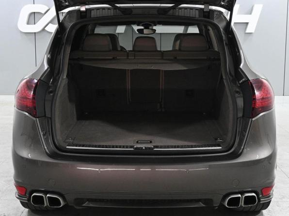 Porsche Cayenne II (958) с пробегом 2012 года, цена 3 000 000 рублей, 200657 км, внедорожник, Автокод Объявления