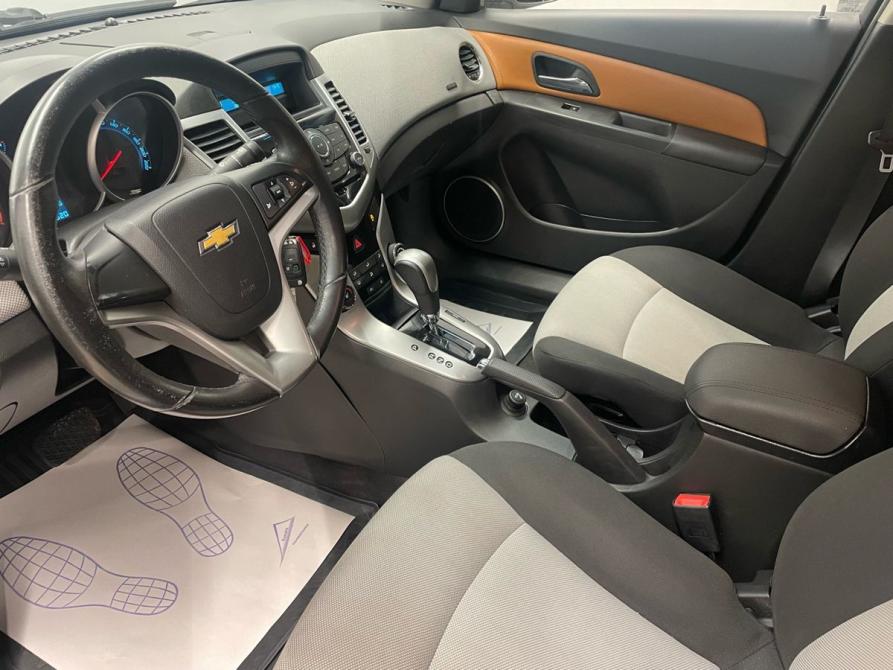 Chevrolet Cruze I Санкт-Петербург  - изображение 10