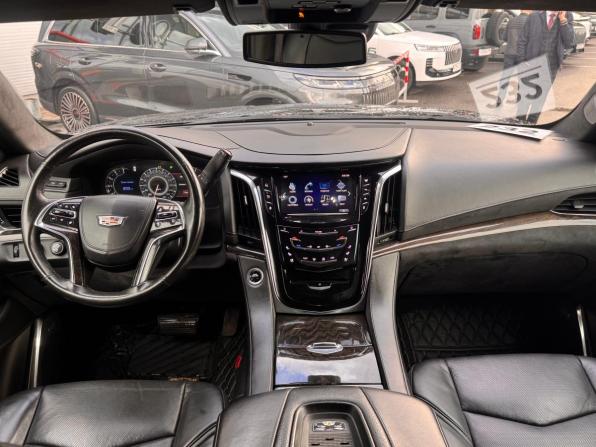 Cadillac Escalade IV с пробегом 2016 года, цена 3 499 000 рублей, 124850 км, внедорожник, Автокод Объявления