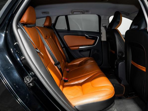 Volvo V60 I с пробегом 2011 года, цена 1 230 000 рублей, 88100 км, универсал, Автокод Объявления