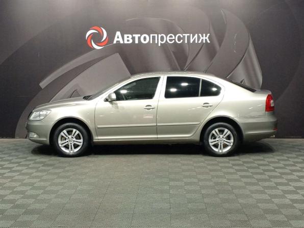 Skoda Octavia II (A5) Рестайлинг с пробегом 2012 года, цена 900 000 рублей, 234878 км, лифтбек, Автокод Объявления