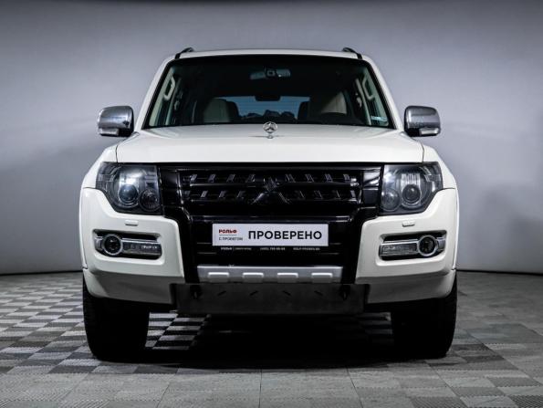 Mitsubishi Pajero IV Рестайлинг 2 с пробегом 2019 года, цена 3 803 961 рубль, 57296 км, внедорожник, Автокод Объявления