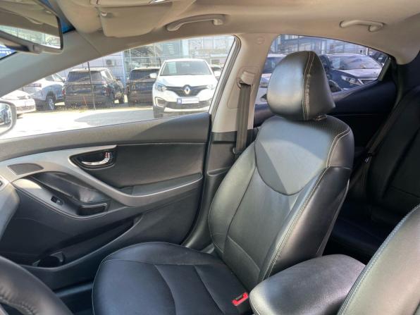 Hyundai Avante V с пробегом 2011 года, цена 1 050 000 рублей, 148000 км, седан, Автокод Объявления
