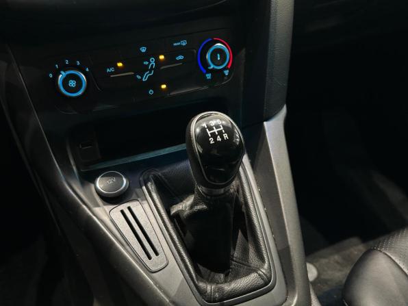 Ford Focus III Рестайлинг с пробегом 2018 года, цена 649 000 рублей, 241470 км, универсал, Автокод Объявления