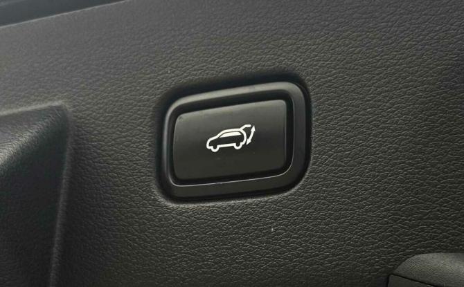 Kia Sportage V с пробегом 2022 года, цена 2 795 000 рублей, 92855 км, внедорожник, Автокод Объявления