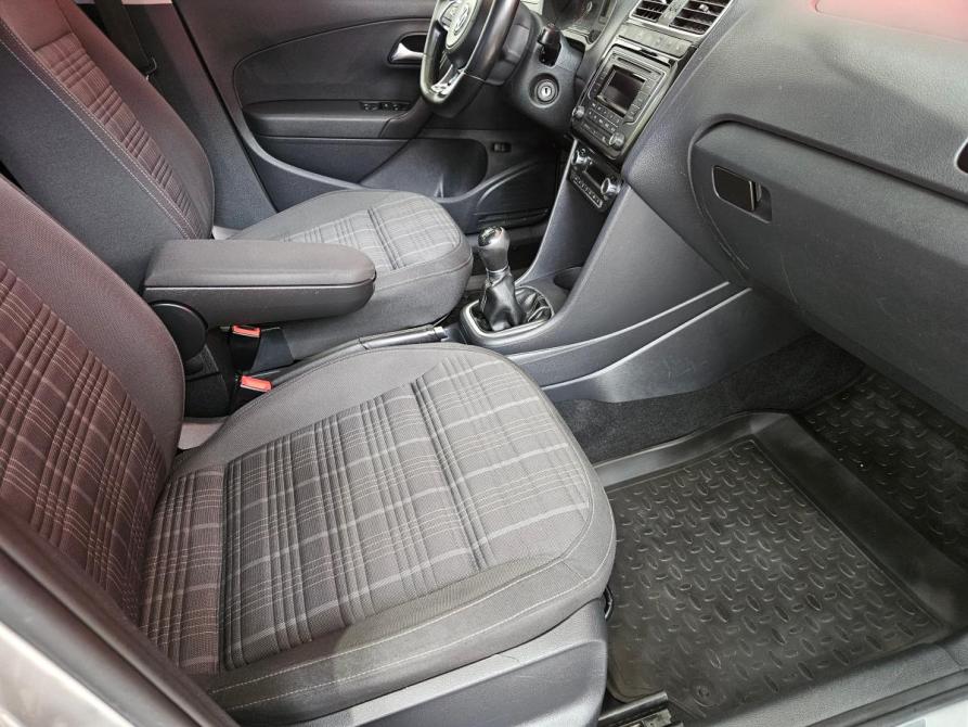 Volkswagen Polo V Рестайлинг Вологда  - изображение 13