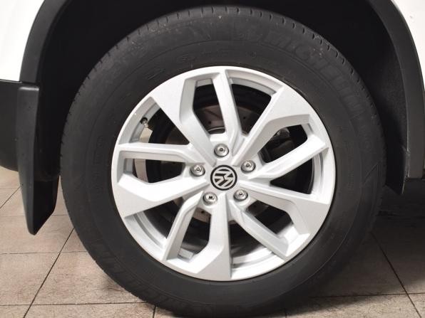 Volkswagen Tiguan I Рестайлинг с пробегом 2012 года, цена 1 099 999 рублей, 279412 км, внедорожник, Автокод Объявления