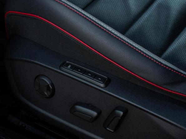 Volkswagen Golf GTI VIII с пробегом 2021 года, цена 3 488 000 рублей, 109140 км, хэтчбек, Автокод Объявления