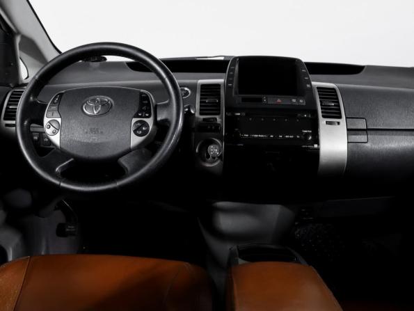 Toyota Prius II Рестайлинг (XW20) с пробегом 2007 года, цена 530 000 рублей, 423910 км, лифтбек, Автокод Объявления