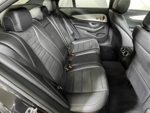 Mercedes-Benz E-Класс V (W213 S213 C238) Рестайлинг с пробегом 2022 года, цена 4 800 000 рублей, 26257 км, седан, Автокод Объявления