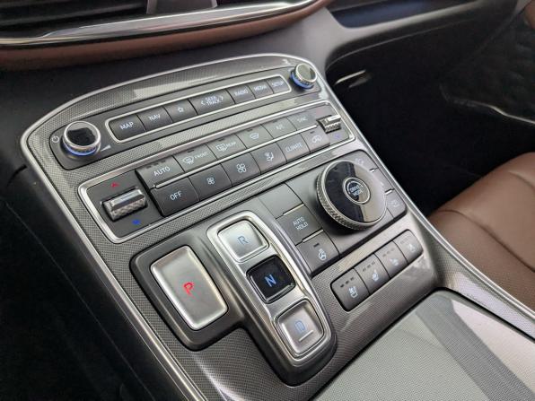 Hyundai Santa Fe IV Рестайлинг с пробегом 2021 года, цена 3 950 000 рублей, 51072 км, внедорожник, Автокод Объявления