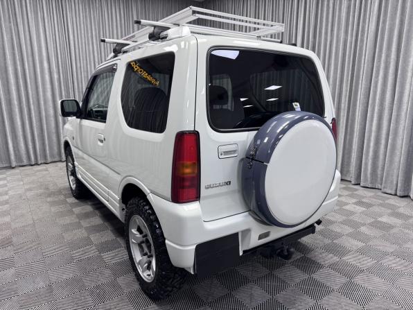 Suzuki Jimny III с пробегом 2004 года, цена 680 000 рублей, 163487 км, внедорожник, Автокод Объявления