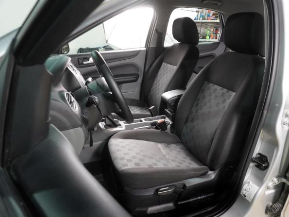 Ford Focus II Рестайлинг с пробегом 2009 года, цена 699 000 рублей, 109111 км, хэтчбек, Автокод Объявления