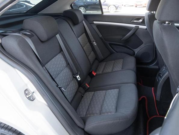 Skoda Octavia II (A5) Рестайлинг с пробегом 2013 года, цена 899 000 рублей, 188740 км, лифтбек, Автокод Объявления