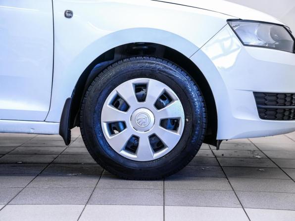 Skoda Rapid I с пробегом 2015 года, цена 730 000 рублей, 167067 км, лифтбек, Автокод Объявления