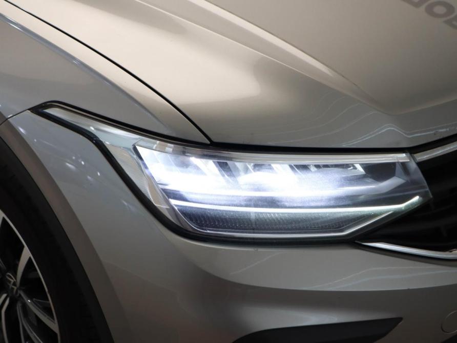 Volkswagen Tiguan II Рестайлинг Москва  - изображение 31