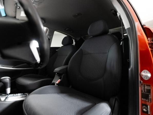 Hyundai Solaris I с пробегом 2011 года, цена 792 000 рублей, 138863 км, седан, Автокод Объявления