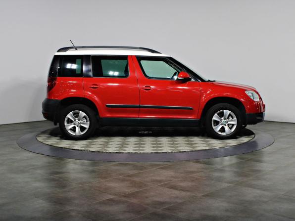 Skoda Yeti I с пробегом 2012 года, цена 997 000 рублей, 114924 км, внедорожник, Автокод Объявления