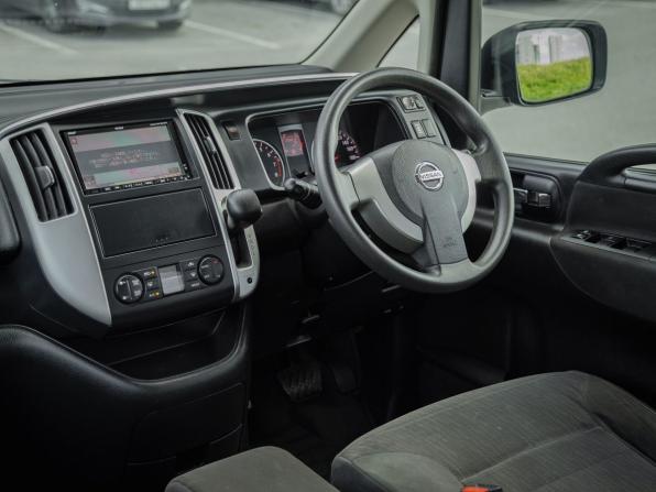 Nissan Serena III (C25) с пробегом 2010 года, цена 781 000 рублей, 205000 км, минивэн, Автокод Объявления