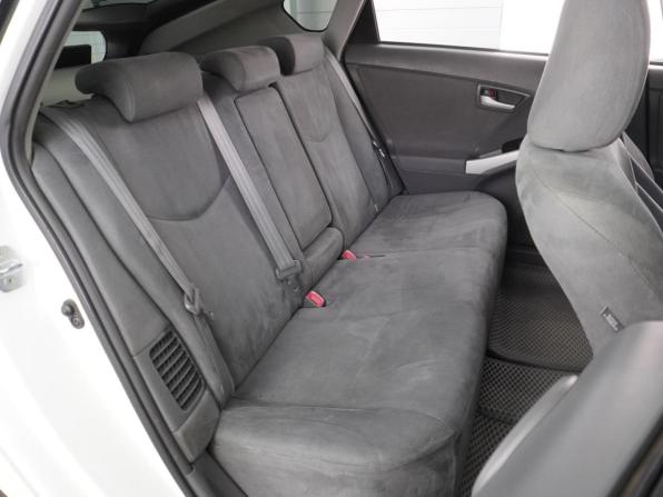 Toyota Prius III (XW30) с пробегом 2009 года, цена 1 010 000 рублей, 242544 км, лифтбек, Автокод Объявления