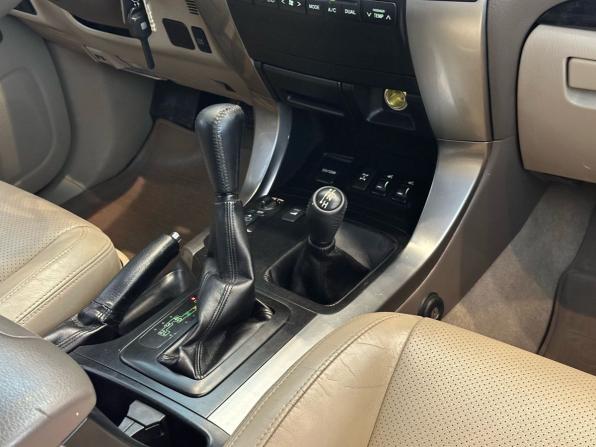 Toyota Land Cruiser Prado 120 Series Рестайлинг с пробегом 2008 года, цена 2 150 000 рублей, 333850 км, внедорожник, Автокод Объявления