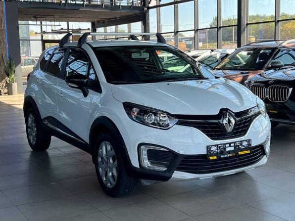 Renault Kaptur I с пробегом 2016 года, цена 1 590 000 рублей, 64100 км, внедорожник, Автокод Объявления