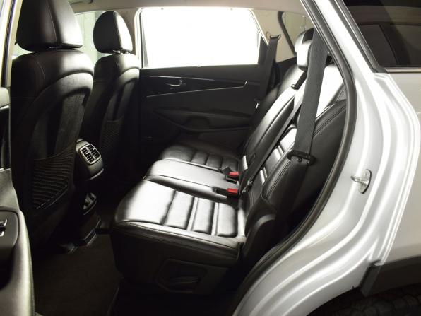 Kia Sorento III Prime Рестайлинг с пробегом 2018 года, цена 2 325 995 рублей, 255483 км, внедорожник, Автокод Объявления
