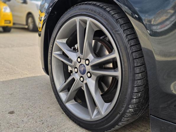 Ford Fusion (North America) II с пробегом 2013 года, цена 1 300 000 рублей, 179000 км, седан, Автокод Объявления