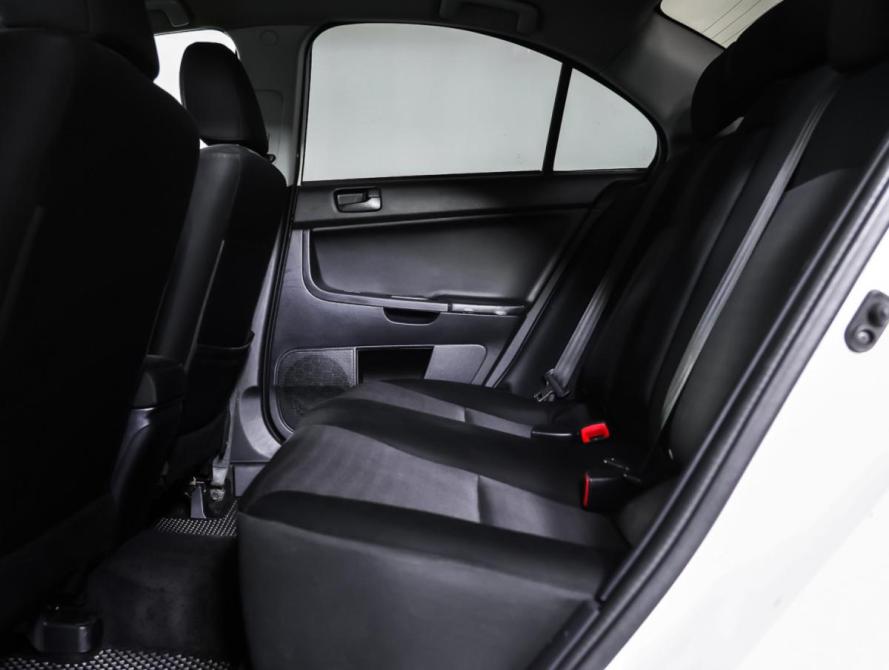 Mitsubishi Lancer X Рестайлинг Москва  - изображение 12