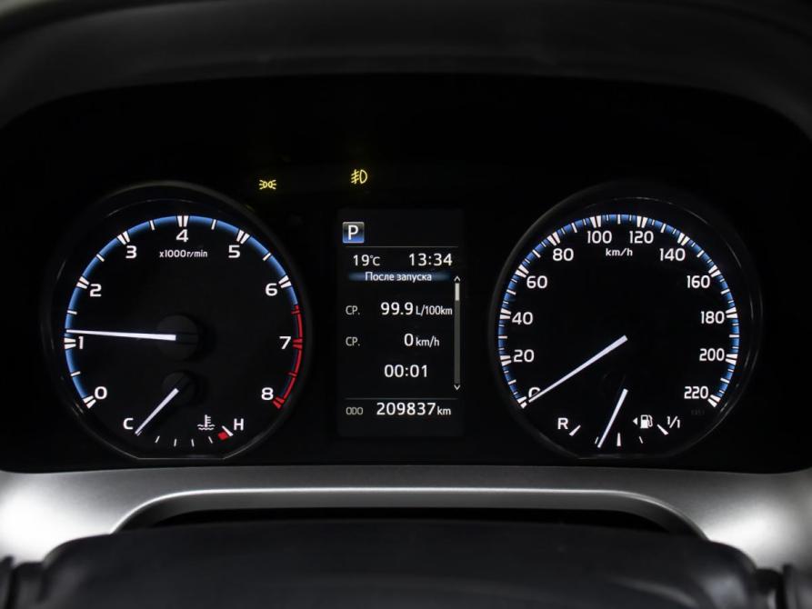 Toyota RAV4 IV (XA40) Рестайлинг Москва  - изображение 13