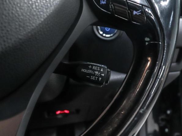 Toyota C-HR I с пробегом 2017 года, цена 1 899 000 рублей, 98527 км, внедорожник, Автокод Объявления