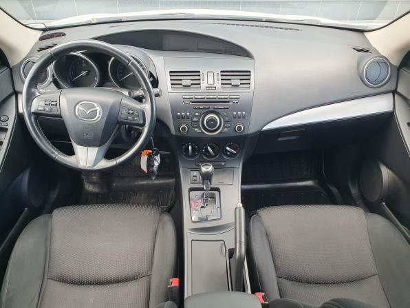 Mazda 3 II (BL) Рестайлинг с пробегом 2012 года, цена 720 000 рублей, 173401 км, седан, Автокод Объявления