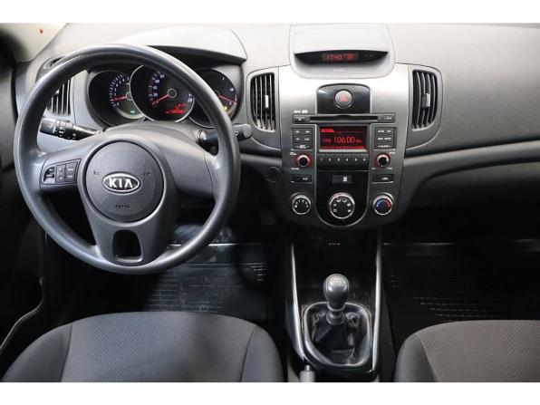 Kia Cerato II с пробегом 2010 года, цена 683 000 рублей, 138151 км, седан, Автокод Объявления