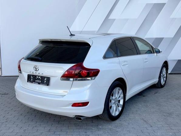Toyota Venza I Рестайлинг с пробегом 2013 года, цена 2 268 000 рублей, 178093 км, внедорожник, Автокод Объявления