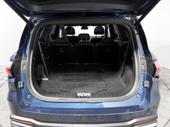 Geely Okavango I Рестайлинг с пробегом 2024 года, цена 3 250 000 рублей, 12062 км, внедорожник, Автокод Объявления