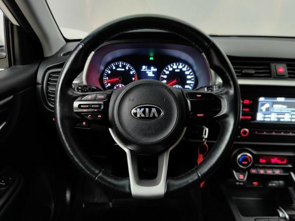 Kia Rio IV Рестайлинг с пробегом 2021 года, цена 1 579 000 рублей, 94991 км, седан, Автокод Объявления