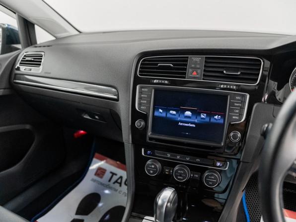 Volkswagen Golf VII с пробегом 2015 года, цена 1 300 000 рублей, 68411 км, хэтчбек, Автокод Объявления