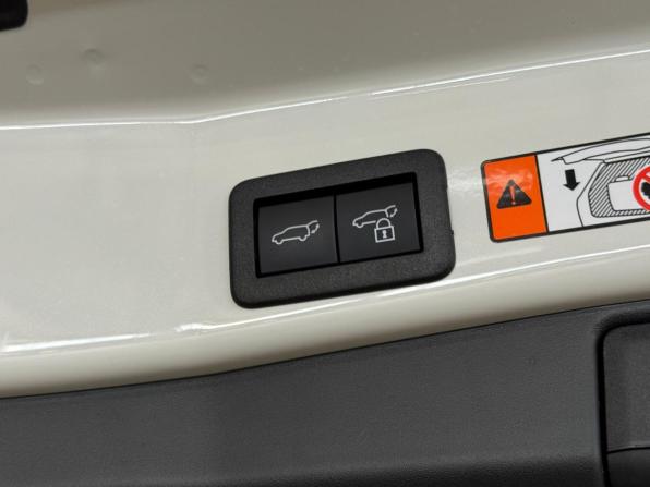 Toyota Wildlander II с пробегом 2026 года, цена 4 200 000 рублей, 80 км, внедорожник, Автокод Объявления
