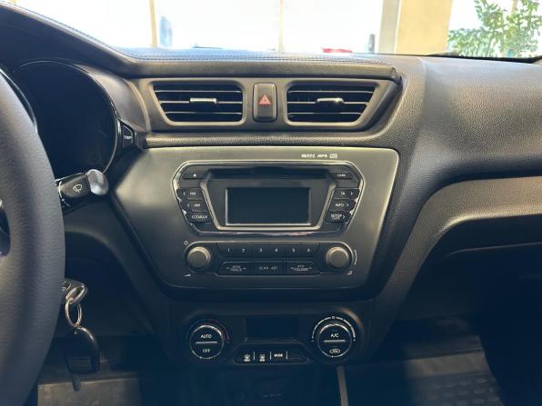 Kia Rio III с пробегом 2012 года, цена 879 000 рублей, 166000 км, седан, Автокод Объявления