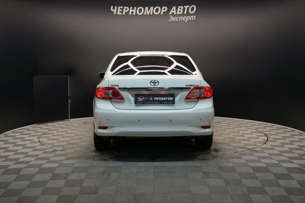 Toyota Corolla X (E140 E150) Рестайлинг Крым  - изображение 4