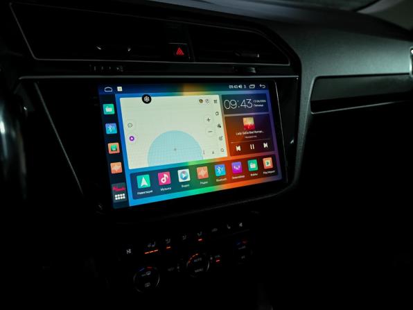 Volkswagen Tiguan II с пробегом 2017 года, цена 2 650 000 рублей, 210421 км, внедорожник, Автокод Объявления